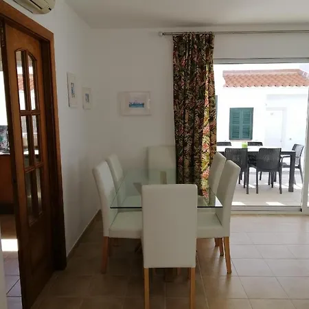 Pinuelo Semesterbostad Es Mercadal